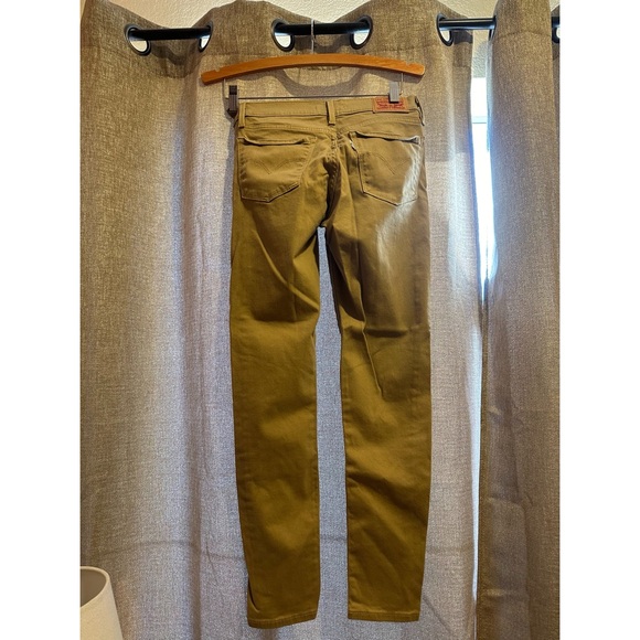 NWOT Women's Levi's 710 Super Skinny Khaki Jeans; Size 27 - Picture 2 of 3
